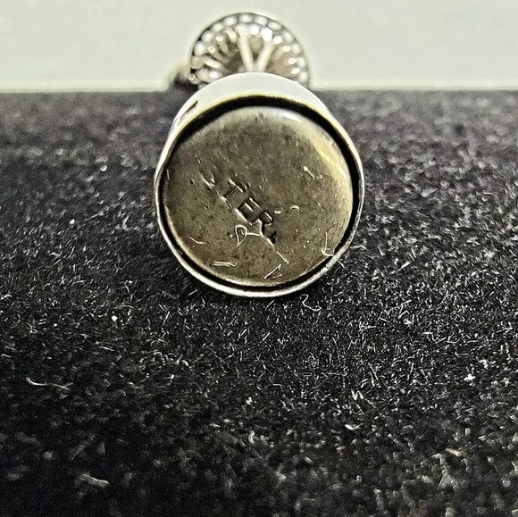 Vintage Sterling Silver Charm Bracelet with Seattle Space Needle - Picture 5 of 5